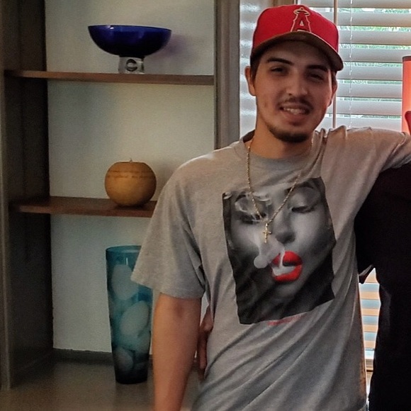 Meet your Posher, James - Picture 1 of 1